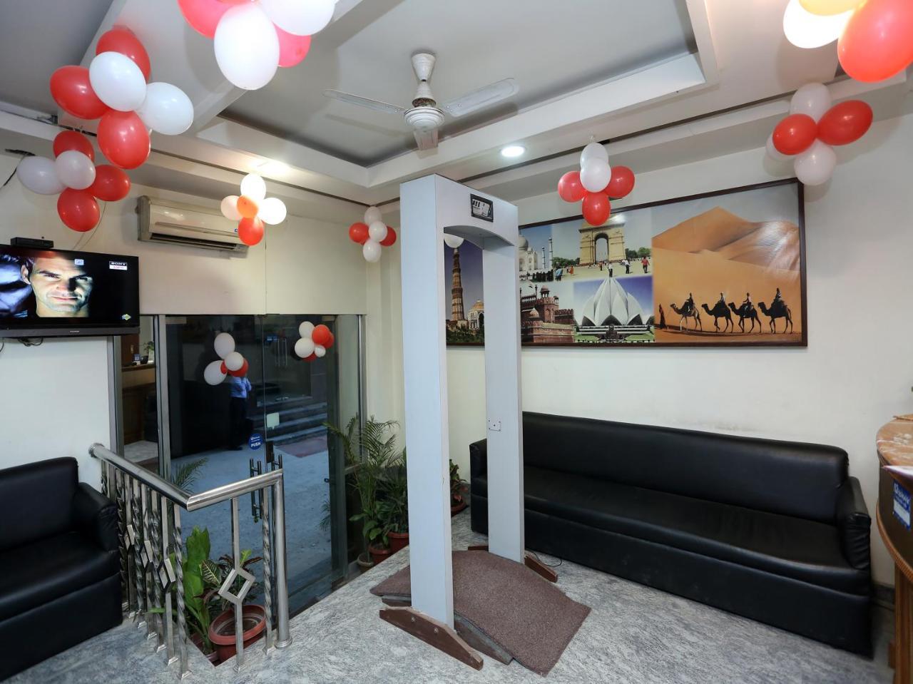 Oyo 6596 Hotel Flight Path New Delhi Bagian luar foto